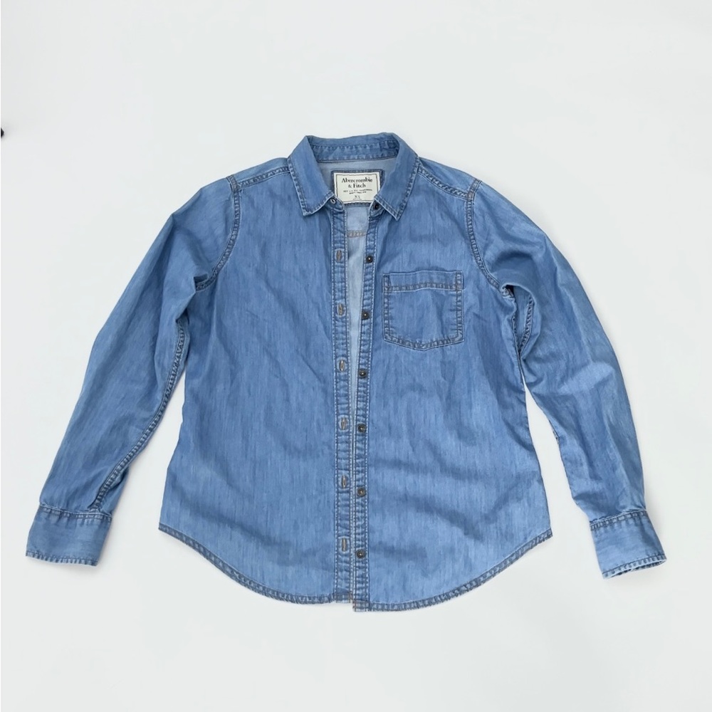 Abercrombie classic blue shirt (like new)